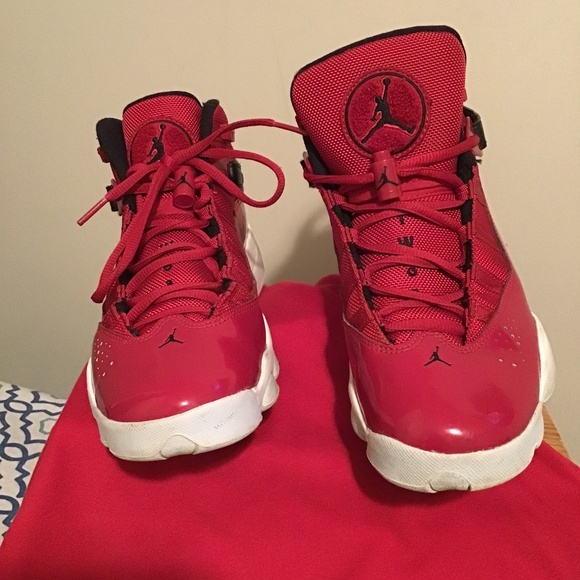 🔥JORDAN, size 6.5Y, 3peat championship shoes, pre-owned cond. some wear/fading - Picture 1 of 9